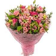 Букет з альстромерій і лізіантуса