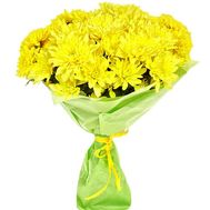 Bouquet of yellow chrysanthemums