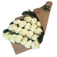 Каскадный букет импортных роз