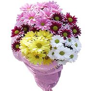 Маленький букет хризантем