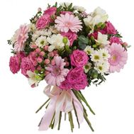 An elegant bouquet for a woman