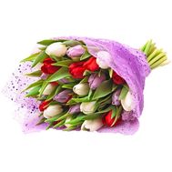 Весняний букет тюльпанів