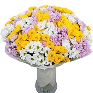 Большой букет кустовых хризантем