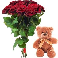 11 красных роз и Мишка