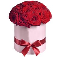 21 красная роза в коробке