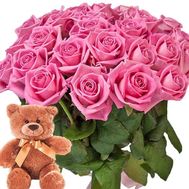Букет роз и Мишка