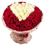 Букет роз с белым сердцем внутри