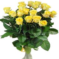 Летний букет желтых роз
