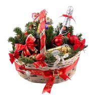 Новогодняя корзина сладостей