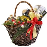 Продуктовая новогодняя корзина