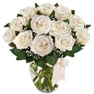 Букет цветов из 13 белых роз