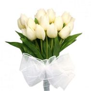 Букет из 17 тюльпанов