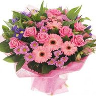 Букет квітів з троянд, гербер, альстромерій і хризантем