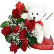 Букет из роз с мишкой и конфетами