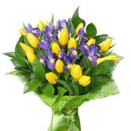 Букет из тюльпанов и ирисов
