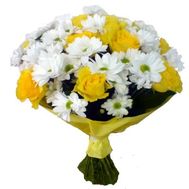Букет з 11 жовтих троянд і 4 білих хризантем
