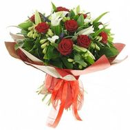 Букет квітів з троянд, альстромерій і лілій