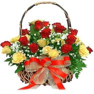 Корзина цветов из 25 роз
