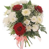 Недорогий букет квітів