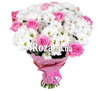 Букет квітів з хризантем і троянд Букет квітів з хризантем і троянд