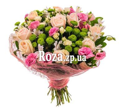 Beautiful bouquet of roses, austem and chrysanthemums Beautiful bouquet of roses, austem and chrysanthemums