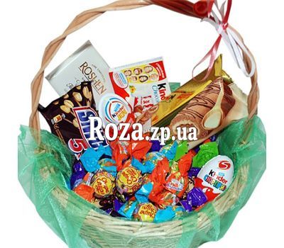 Корзина сладостей на подарок