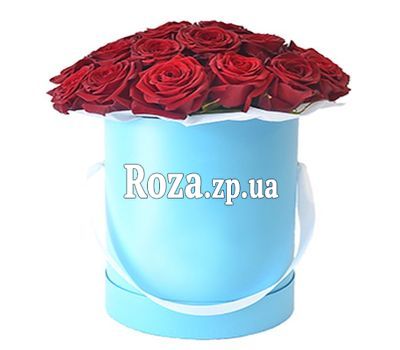 Red roses in a hat box Red roses in a hat box