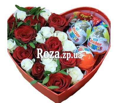 Beautiful heart of roses and kinder