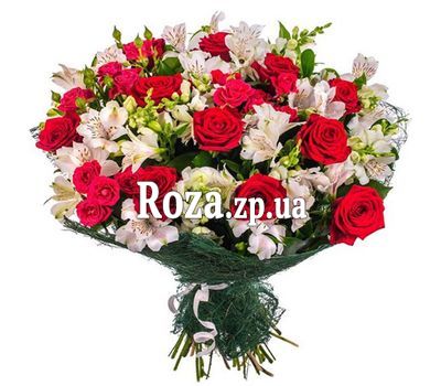Червоно білий букет квітів Червоно білий букет квітів