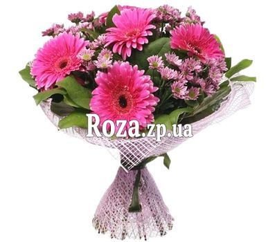 Рожеві гербери і хризантеми в букеті Рожеві гербери і хризантеми в букеті
