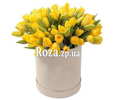 Велика коробка з жовтими тюльпанами Велика коробка з жовтими тюльпанами