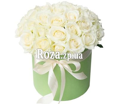 31 белая роза в круглой коробке