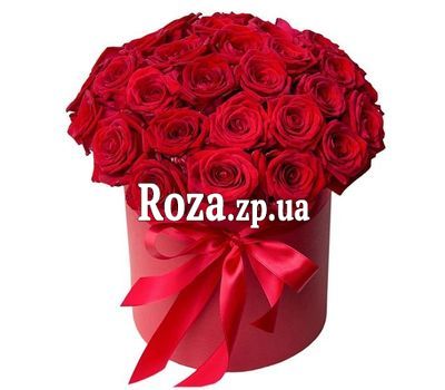 31 красная роза в шляпной коробке 31 красная роза в шляпной коробке
