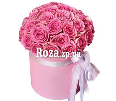 35 розовых роз в красивой коробке 35 розовых роз в красивой коробке