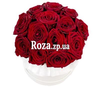 Композиция из красных роз в коробке Композиция из красных роз в коробке