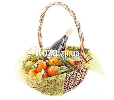 Mandarin basket with wine Mandarin basket with wine