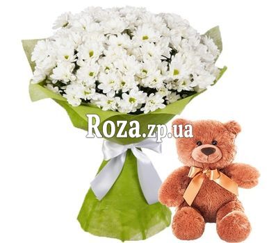 Teddy Bear with a bouquet of chamomile