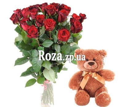 Teddy Bear with bouquet of roses