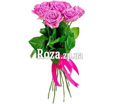 Невеликий букет з рожевих троянд