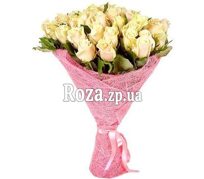 Feminine bouquet of cream roses Feminine bouquet of cream roses