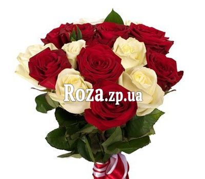 Букет з 15 троянд