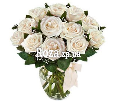 Букет цветов из 13 белых роз Букет цветов из 13 белых роз