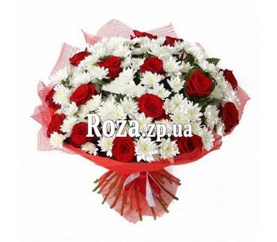 Букет квітів з хризантем і троянд Букет квітів з хризантем і троянд