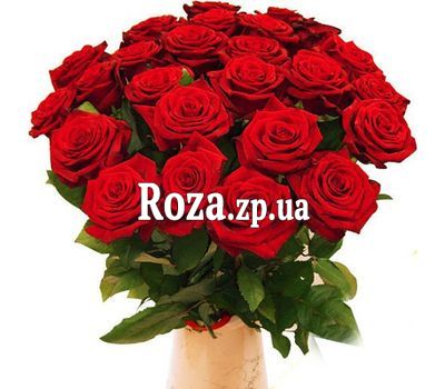 Букет цветов из 25 красных роз Букет цветов из 25 красных роз